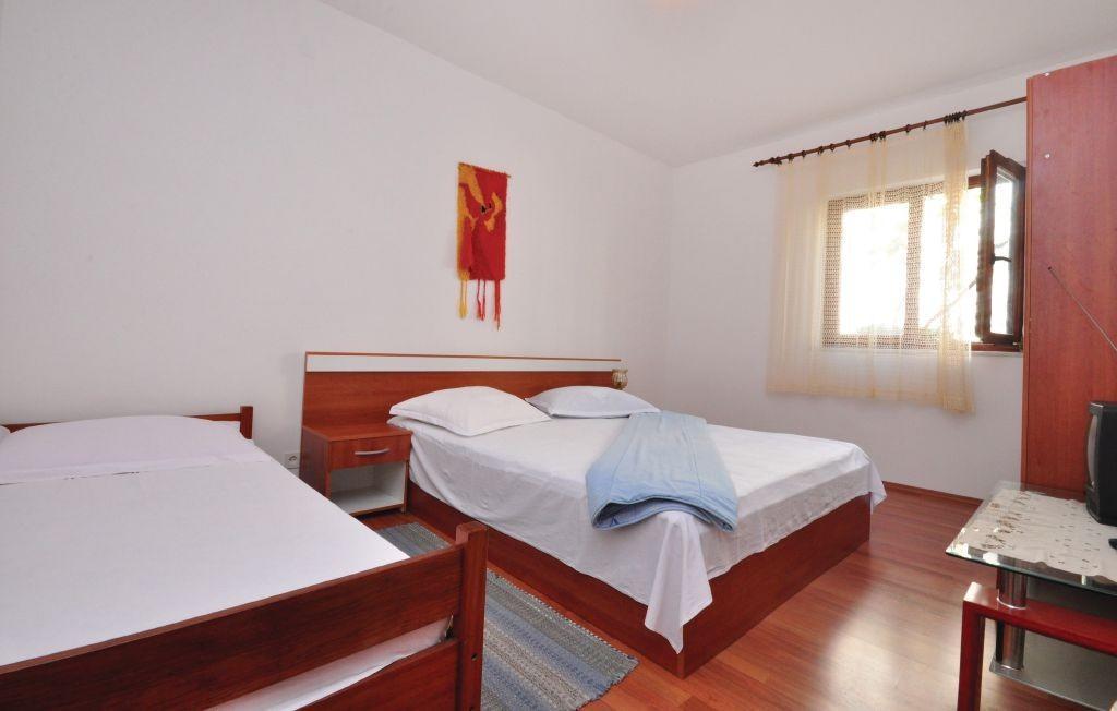 Apartments Coko Omis Luaran gambar